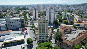Vista aérea de cidade de Taubaté